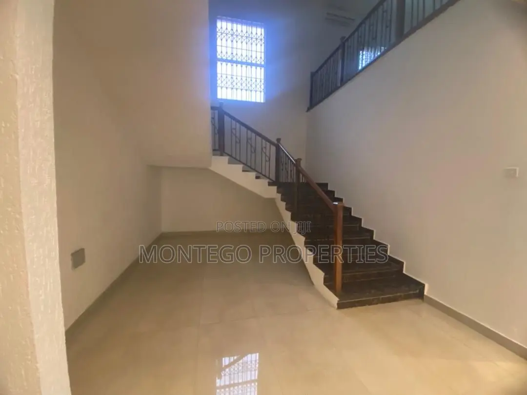 5bdrm House in East Legon, Accra- for rent