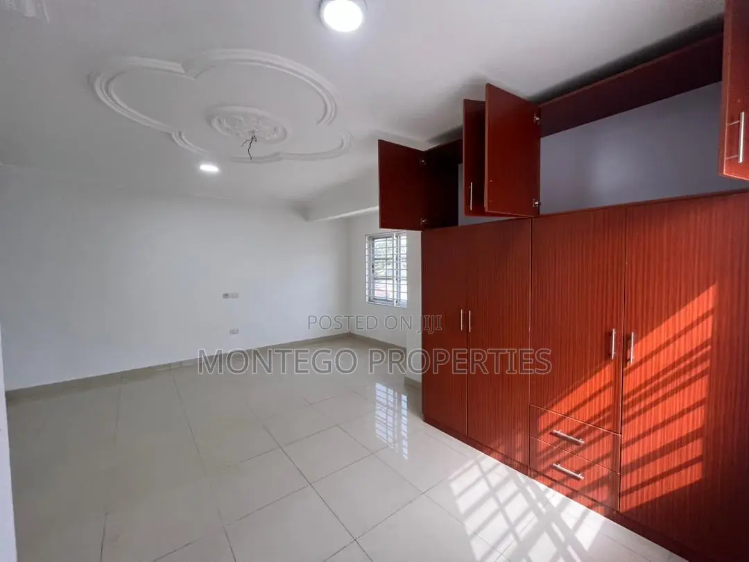 3bdrm House in East Legon, Adjiriganor for rent