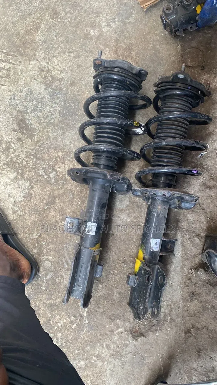 Toyota Yaris/Vitz 2010-14 Front Shock Absorber Pair in Stock