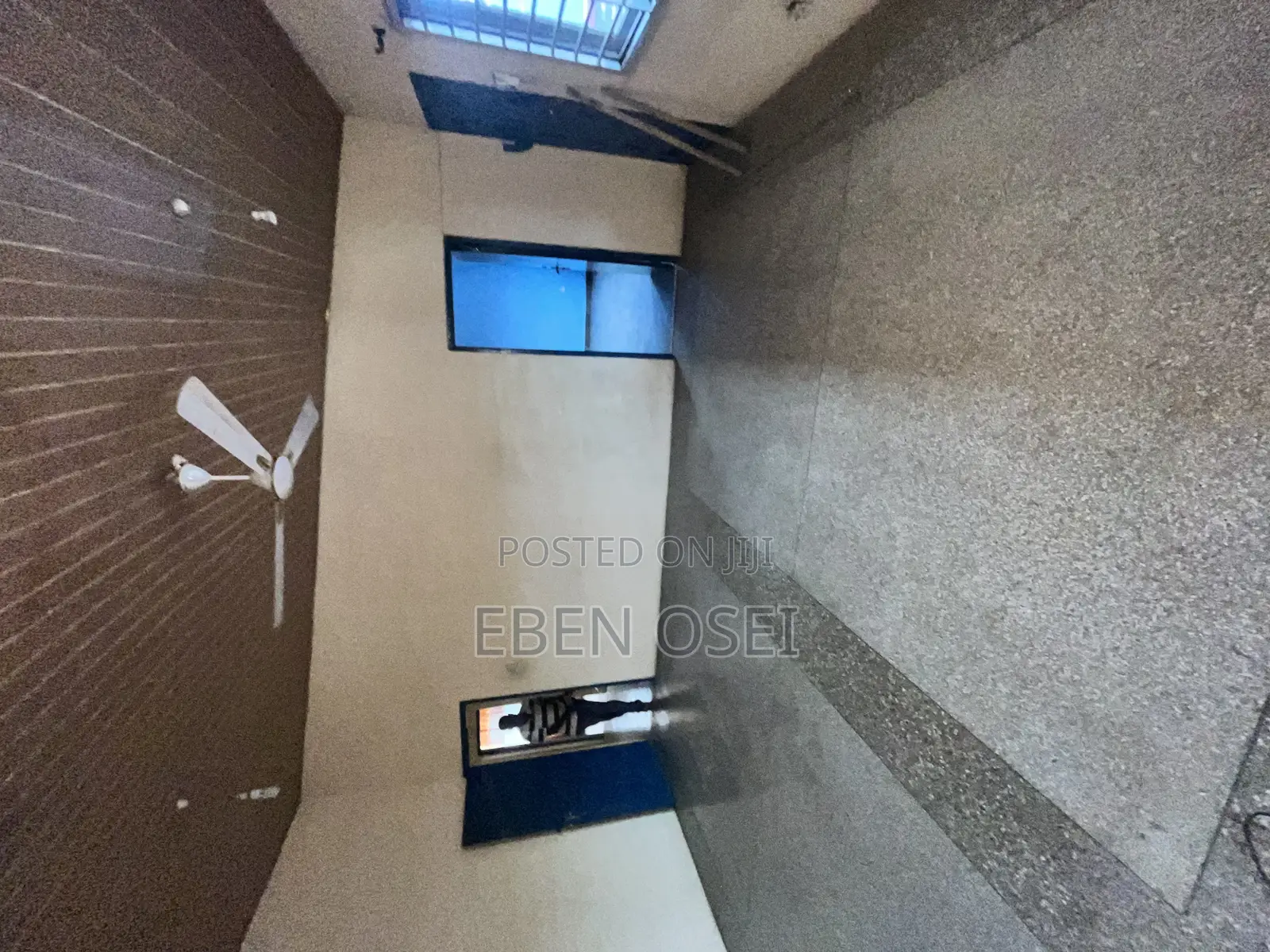 4bdrm Apartment in Dansoman-Karikari for rent