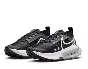 Zoomx Invincible Run 3 "Black/White" Sneaker