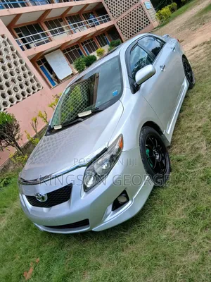 Toyota Corolla XLE 4dr Sedan (1.8L 4cyl 4A) 2010 Silver