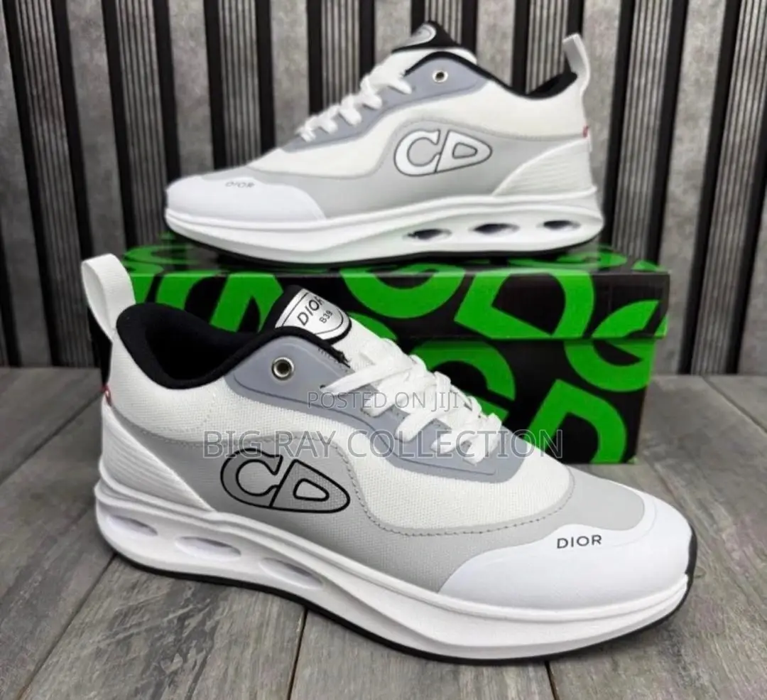 Quality Dior Available in Three Colors