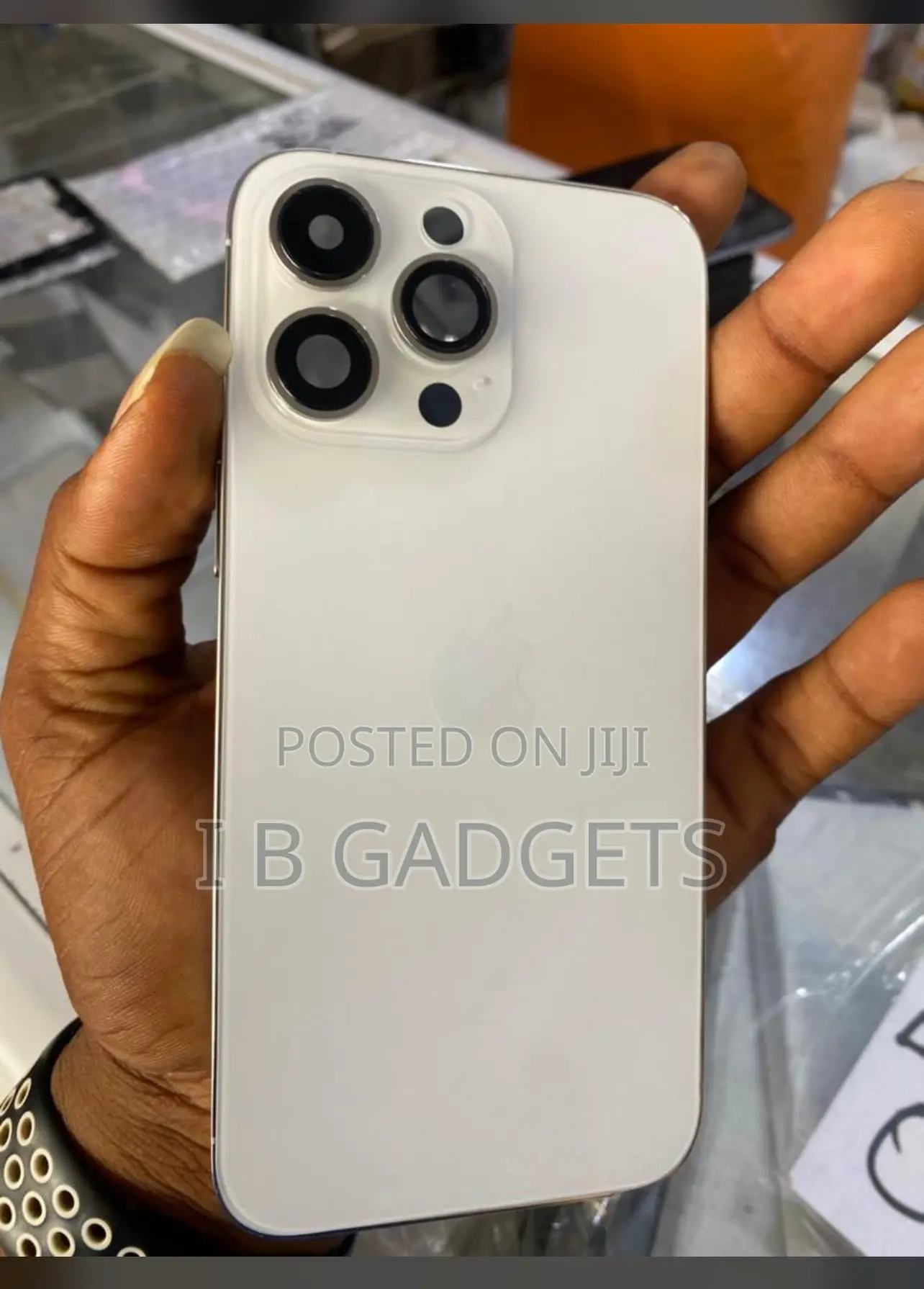 New Apple iPhone 14 Pro 256 GB Gold