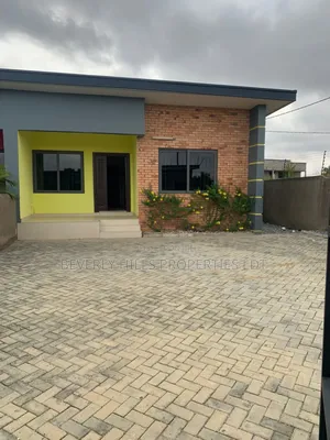 2bdrm House in Beverly Hills, Amasaman for rent