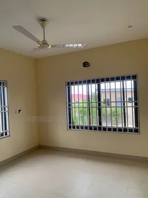 2bdrm House in Beverly Hills, Amasaman for rent