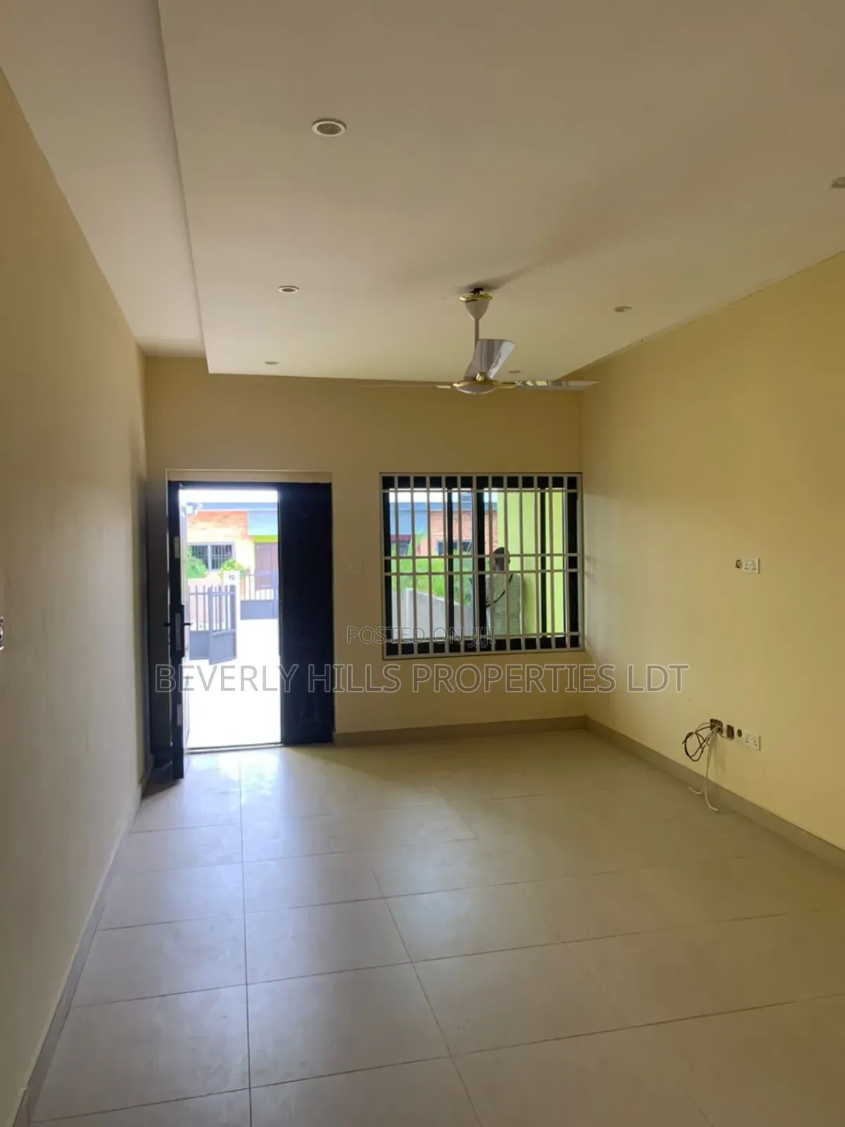 2bdrm House in Beverly Hills, Amasaman for rent