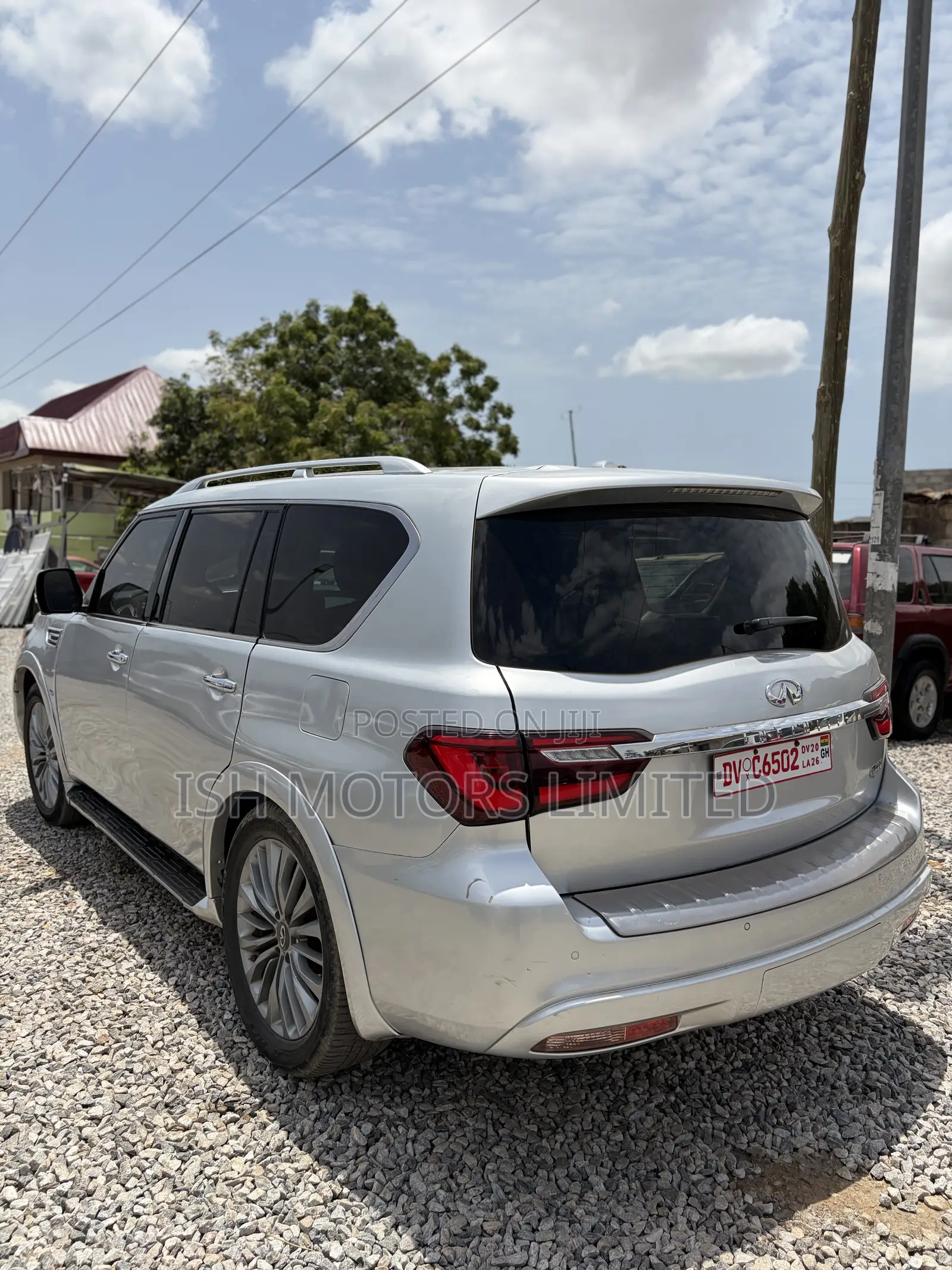 Infiniti QX80 2017 Silver