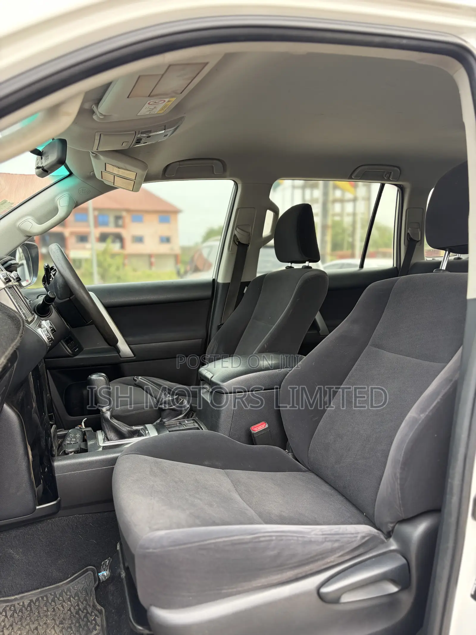 Toyota Land Cruiser Prado 2016 White