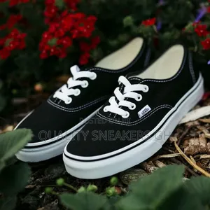 Vans Black and White