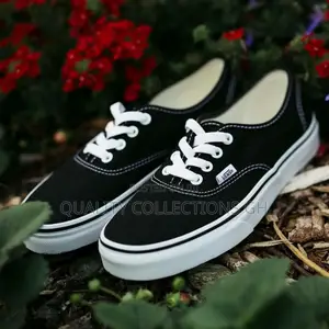 Vans Black and White