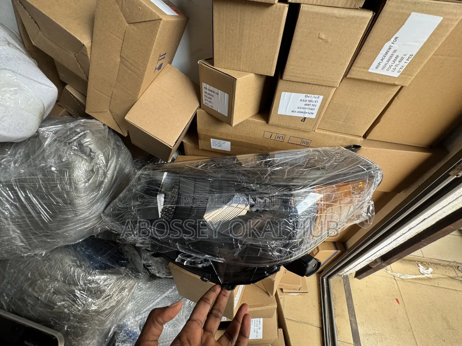 Yaris/Vitz 2014 Headlight Black