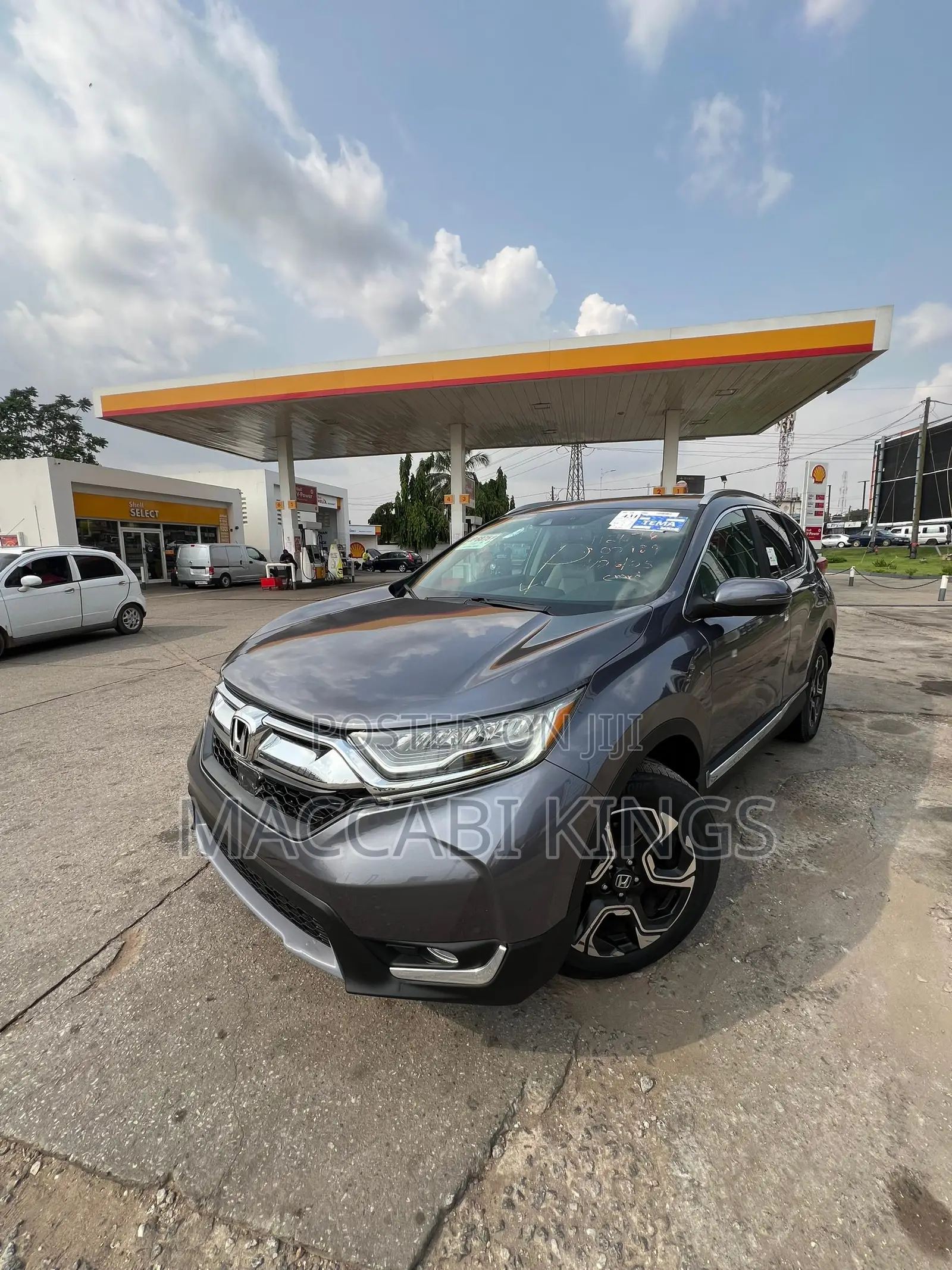 Honda CR-V Touring AWD 2019 Beige
