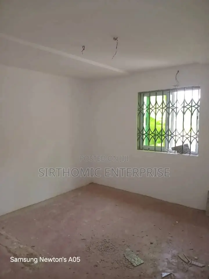Furnished 6bdrm House in Nyankyereniase, Kumasi Metropolitan for sale