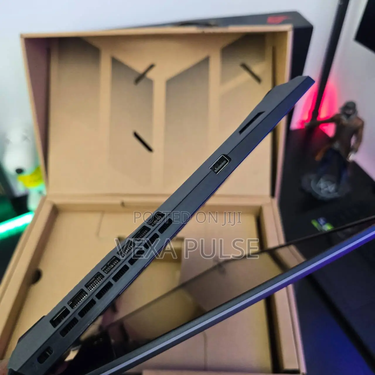 Laptop Asus TUF Gaming A17 8GB AMD Ryzen 7 SSD 512GB