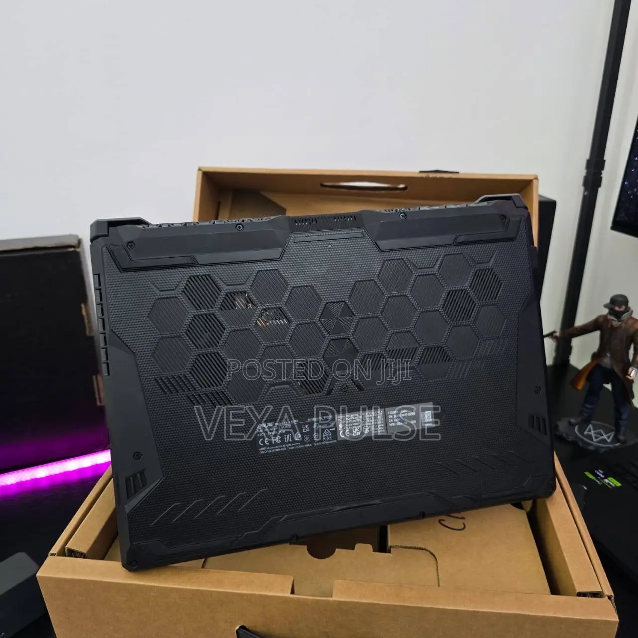 Laptop Asus TUF Gaming A17 8GB AMD Ryzen 7 SSD 512GB