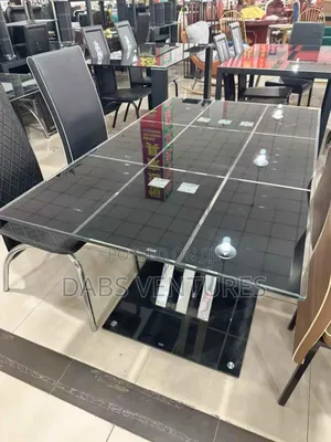 Modern Luxury 4-Seat Dining Table Set