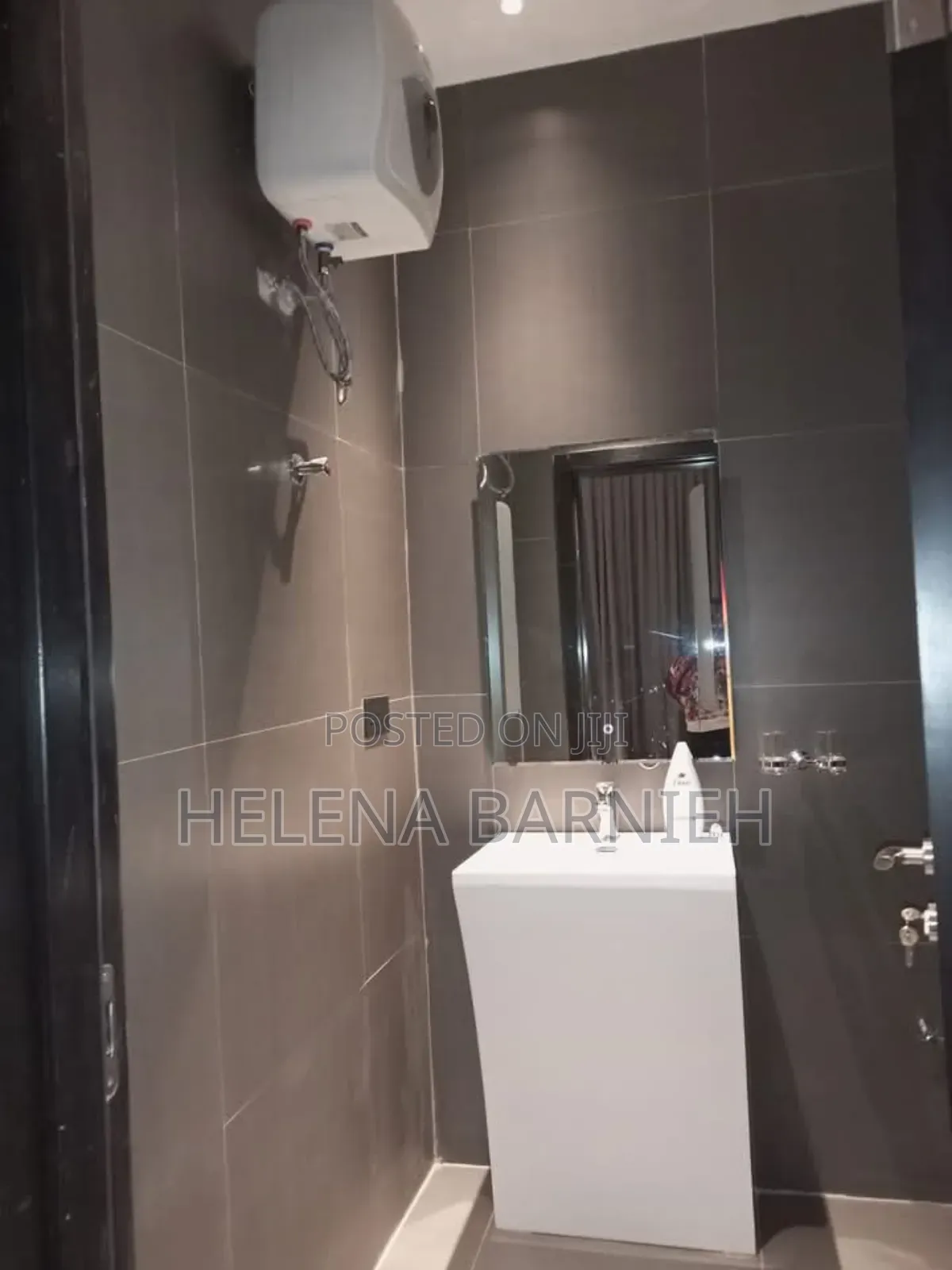 Furnished 4bdrm Apartment in Helena Estate Agency, Police Station