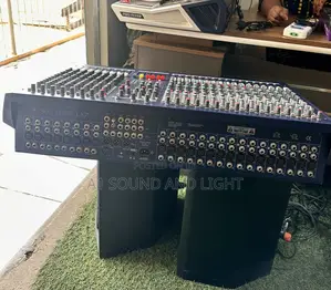 Soundcraft Lx7ii 24 Channels Mixer