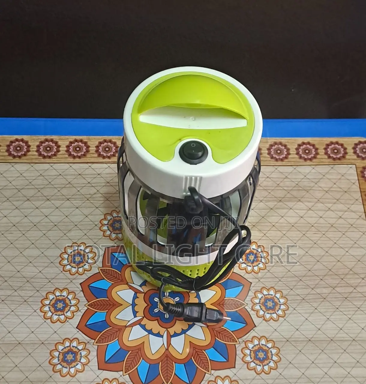 Ensnaring Insect Killer