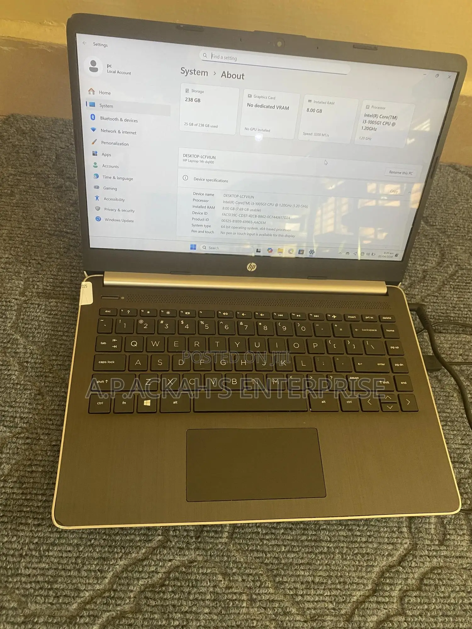 Laptop HP 14-dq2031tg 8GB Intel Core i3 SSD 256GB