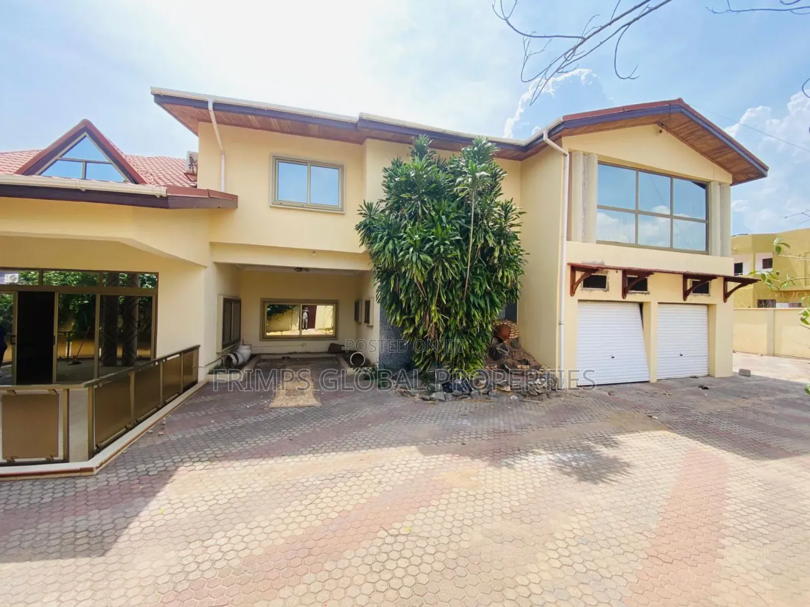 5bdrm House in Mile 7 for rent