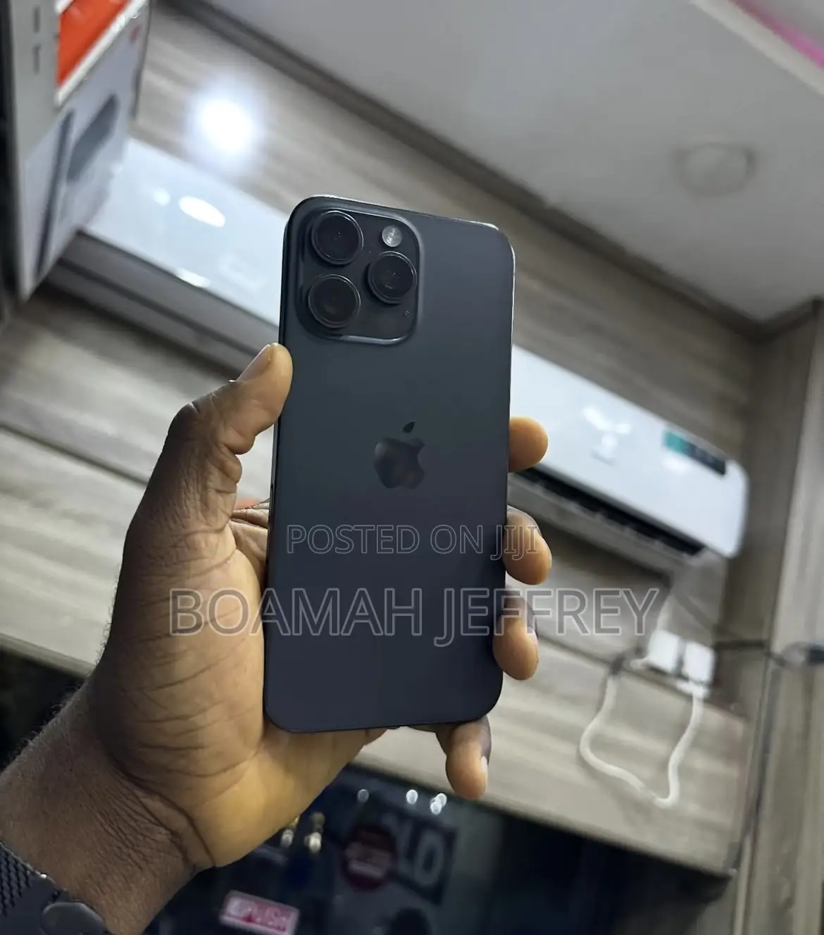 Apple iPhone 15 Pro Max 512 GB Gray