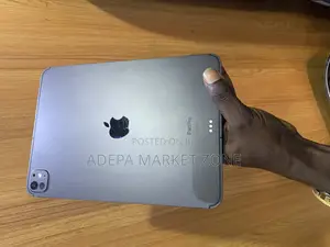 Apple iPad Pro 13 (2025) 512 GB Black