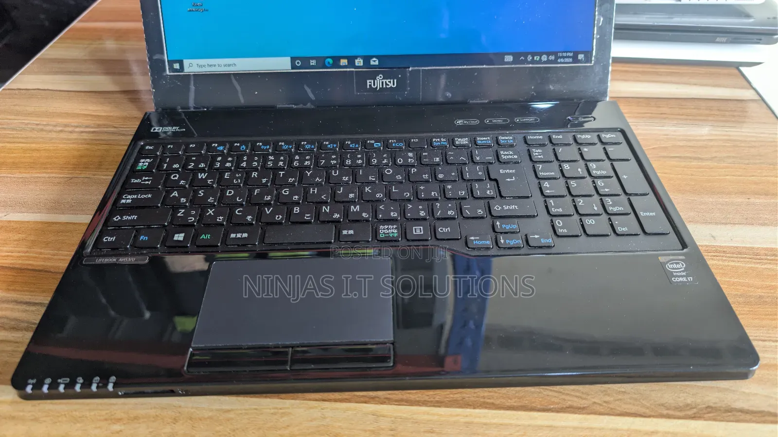 Laptop Fujitsu Lifebook AH564 8GB Intel Core i7 HDD 1T