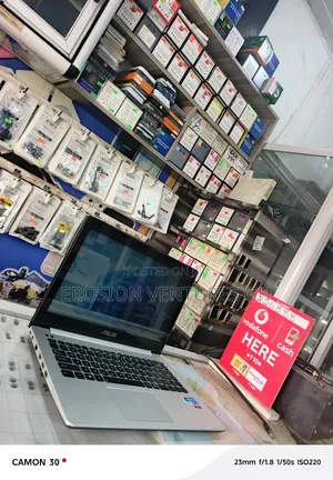 Laptop Asus 8GB Intel Core i5 SSD 128GB