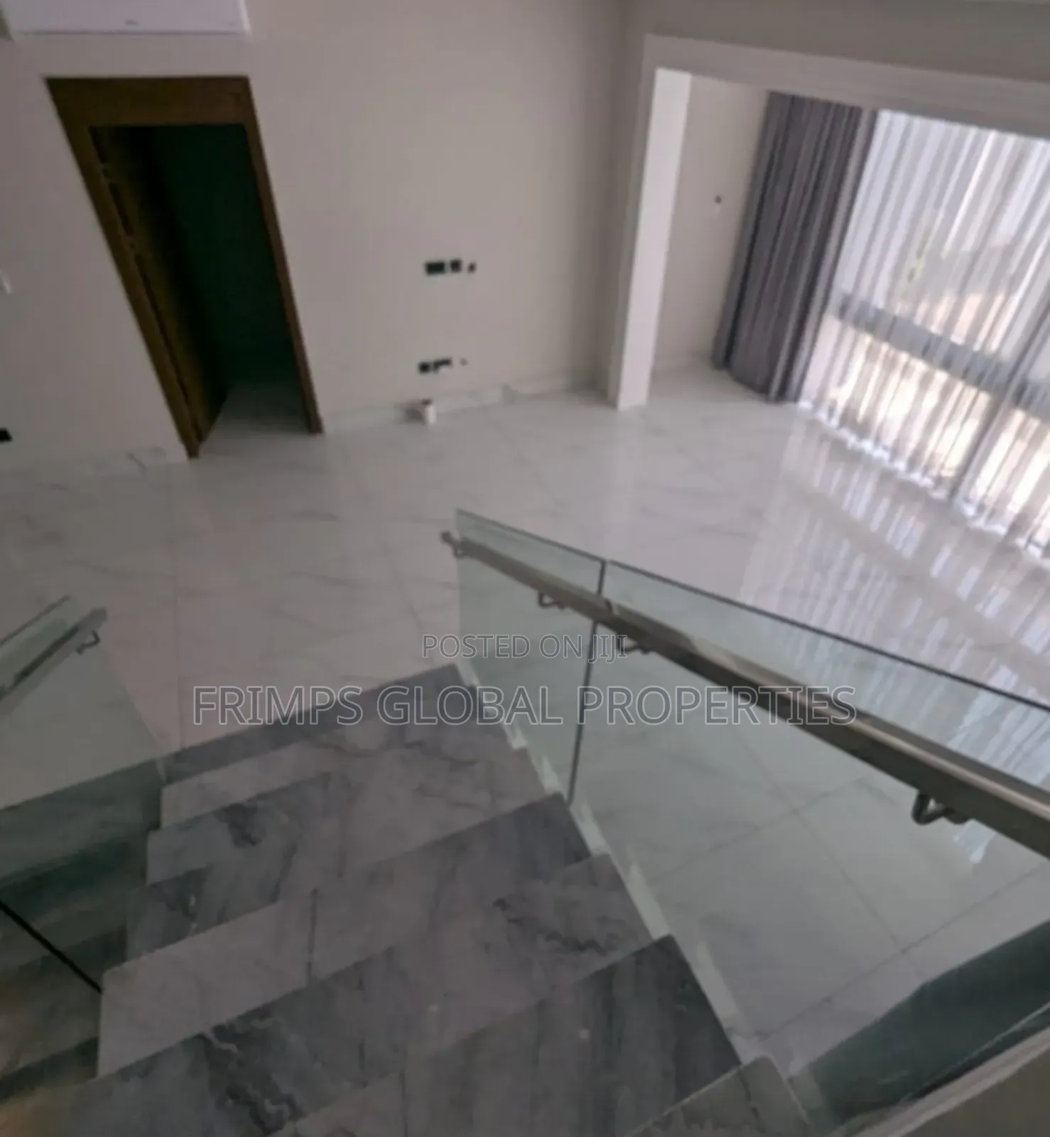 5bdrm House in Airport Residential Area for rent