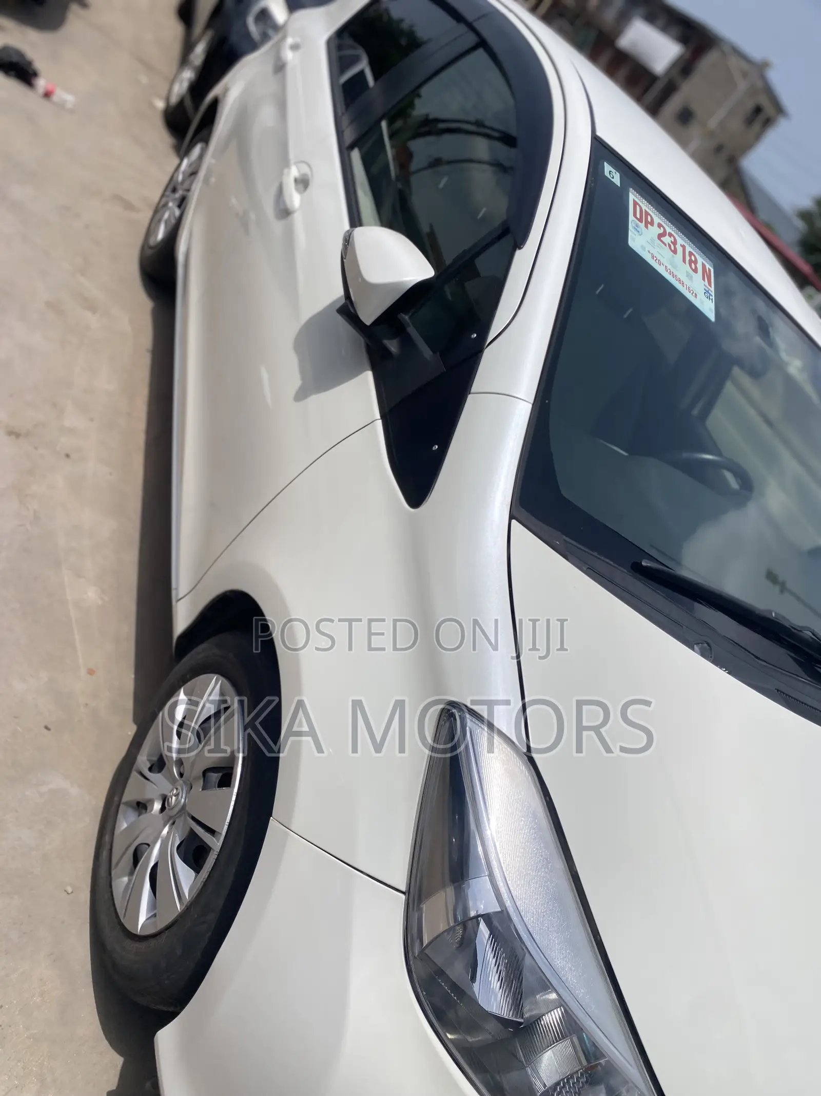 Toyota Yaris 2013 White