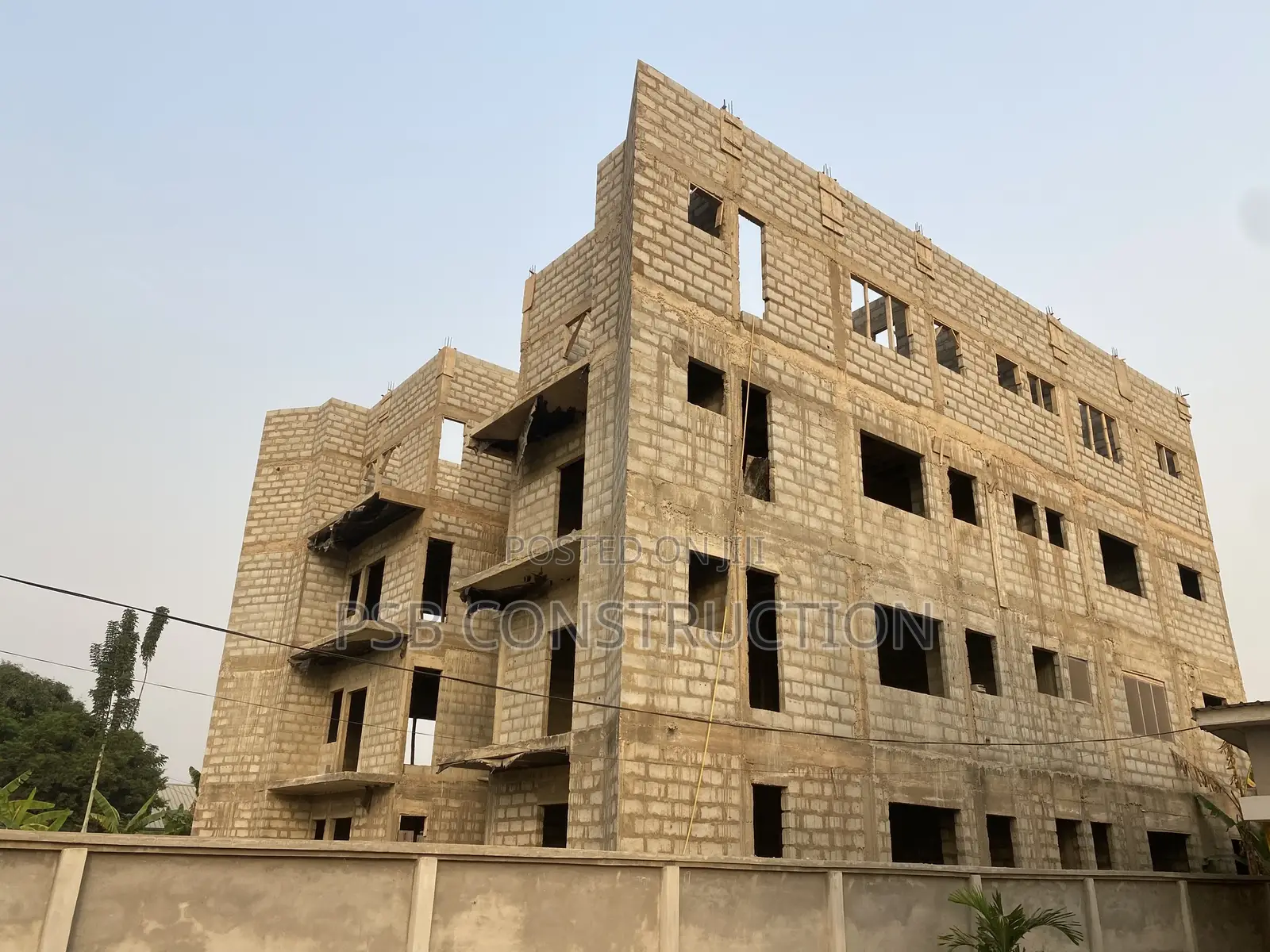 20bdrm Apartment in Psb Construction, Oyarifa for sale