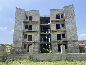 20bdrm Apartment in Psb Construction, Oyarifa for sale