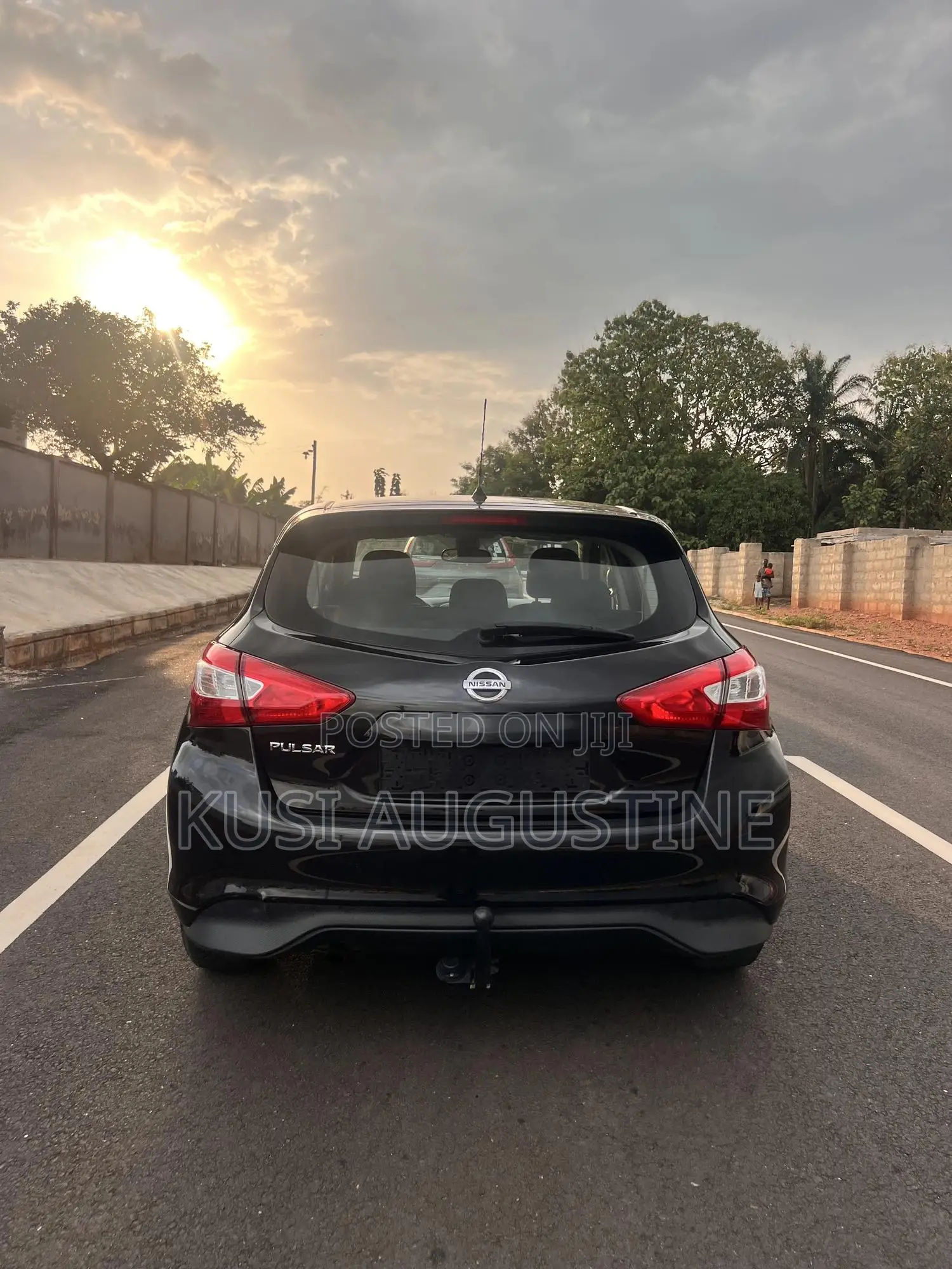 Nissan Pulsar 2016 Black