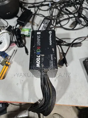 Gaming Power 700w RGB