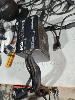 Gaming Power 700w RGB
