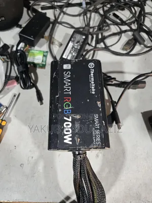 Gaming Power 700w RGB