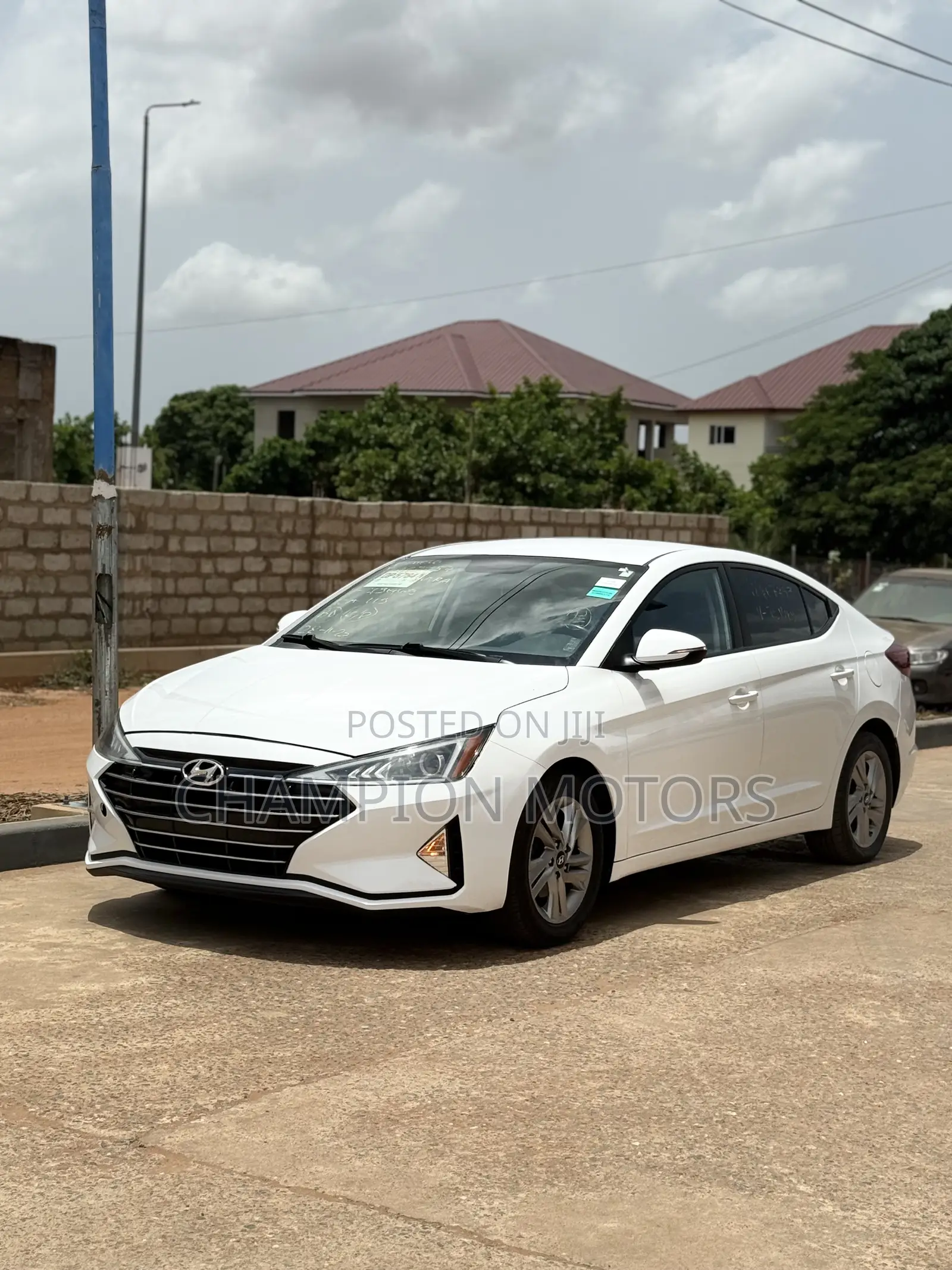 Hyundai Elantra 2018 White