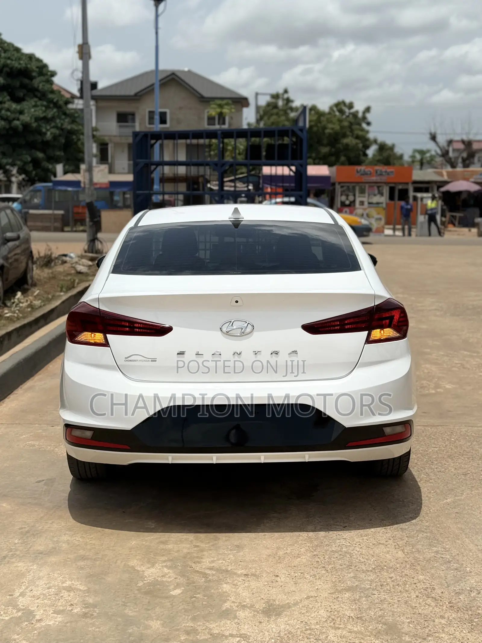 Hyundai Elantra 2018 White