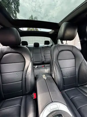 Mercedes-Benz C300 2017 Black