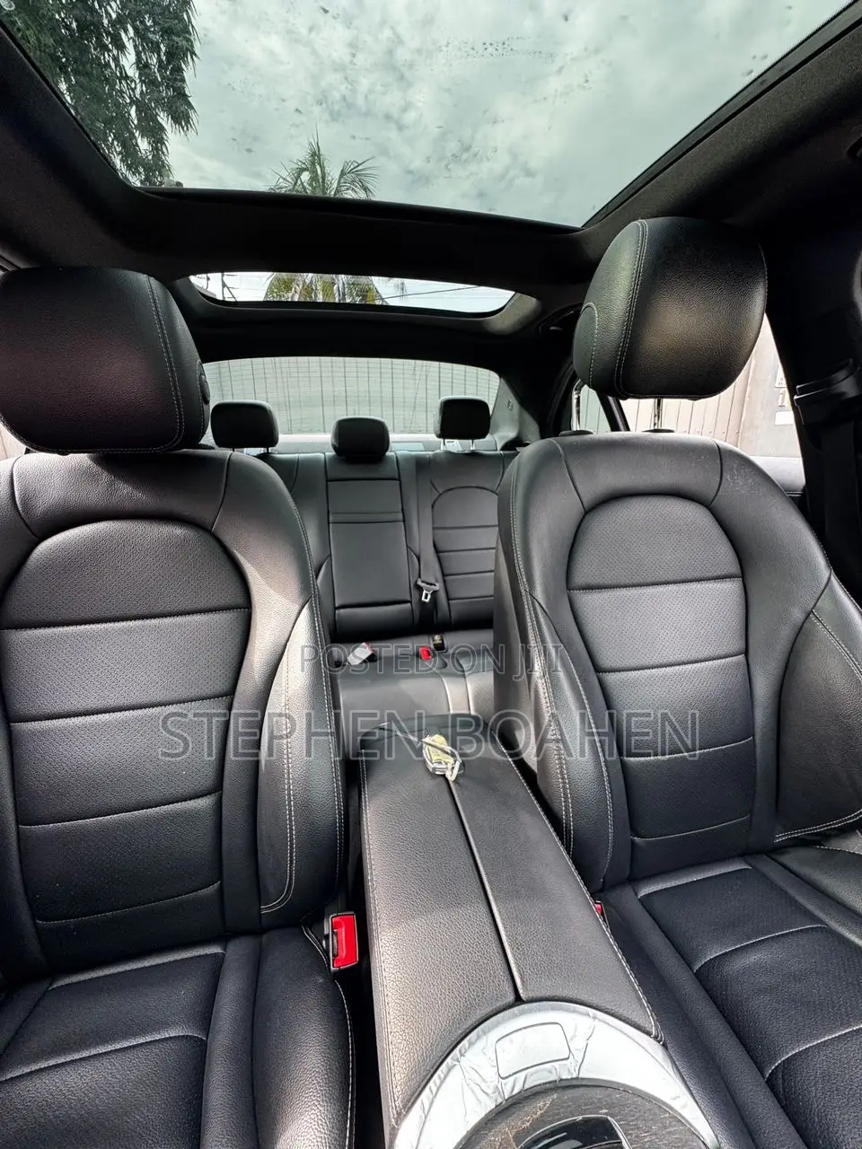 Mercedes-Benz C300 2017 Black