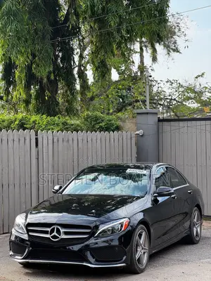 Mercedes-Benz C300 2017 Black