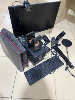 Desktop Computer Asus ROG G20CB 12GB Intel Core i7 HDD+SSD 2T