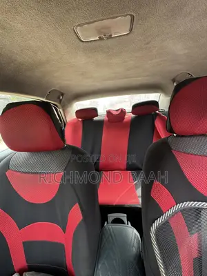 Toyota Yaris 2010 Purple