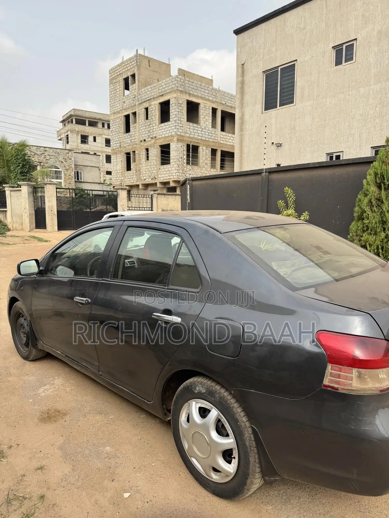 Toyota Yaris 2010 Purple