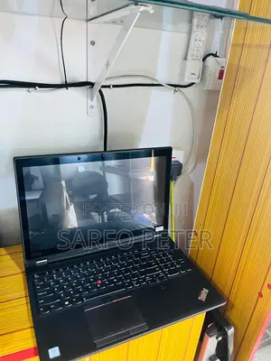 Laptop Lenovo ThinkPad P52 16GB Intel Core i9 SSD 512GB