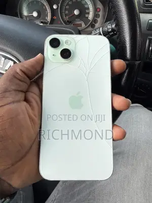Apple iPhone 15 Plus 128 GB Green