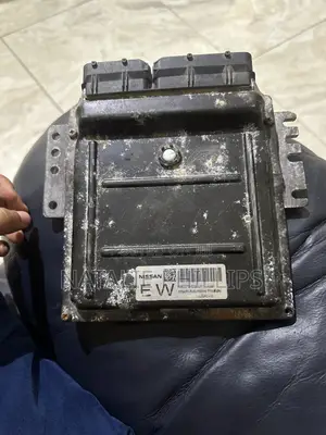 Genuine Nissan Frontier / Xterra Ecu (2007) - Mec70-020