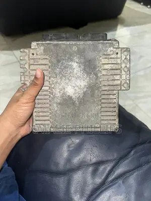 Genuine Nissan Frontier / Xterra Ecu (2007) - Mec70-020